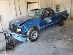 Salvage cars for sale from Copart Madisonville, TN: 1995 Chevrolet S Truck S10