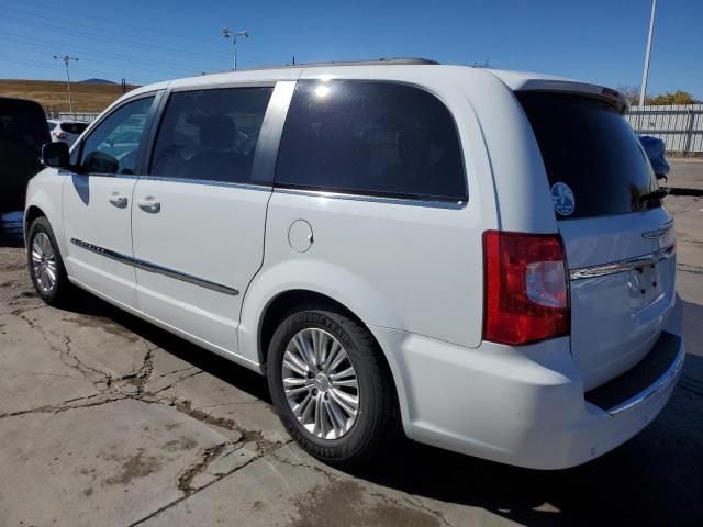 2015 Chrysler Town & Country Touring L