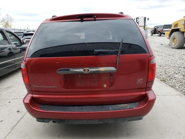 2006 Chrysler Town & Country LX