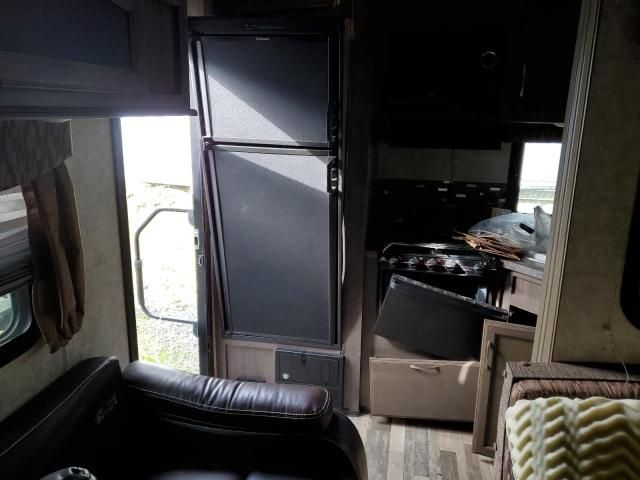 2016 Winnebago 5th Wheel