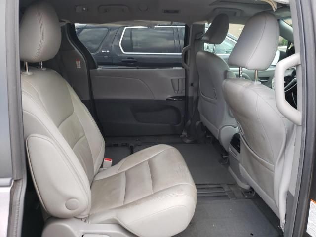 2015 Toyota Sienna XLE