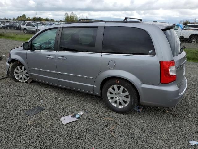 2016 Chrysler Town & Country Touring