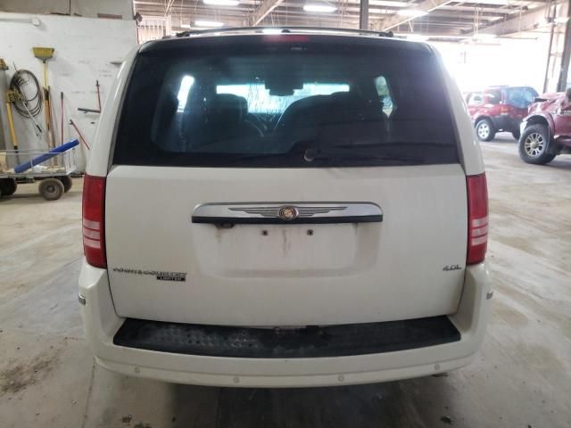 2008 Chrysler Town & Country Limited