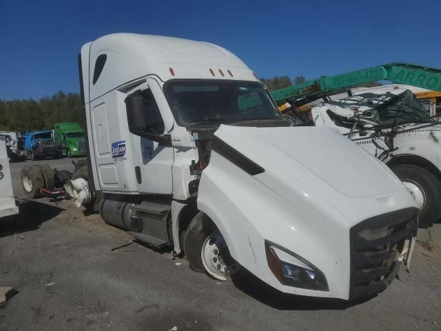 2023 Freightliner Cascadia 126