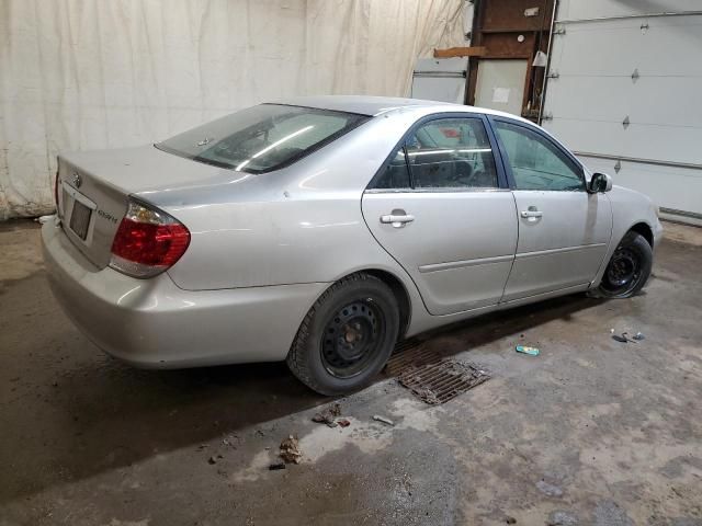 2005 Toyota Camry LE