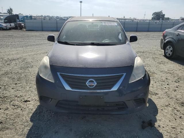 2013 Nissan Versa S