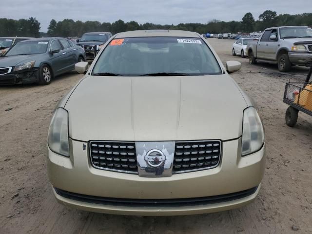 2004 Nissan Maxima SE