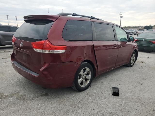 2011 Toyota Sienna LE