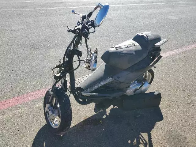 2015 Yiben Scooter