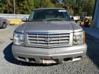 2004 Cadillac Escalade Luxury