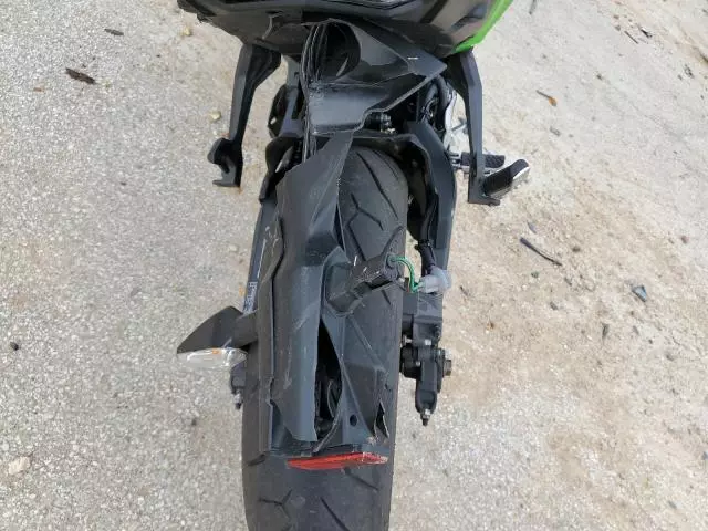 2020 Kawasaki EX650 N