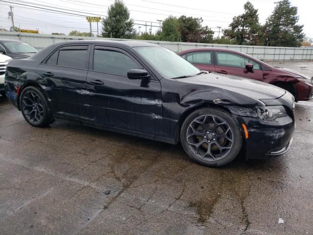 2019 Chrysler 300 Touring