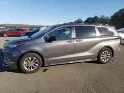 Carros híbridos a la venta en subasta: 2022 Toyota Sienna XLE