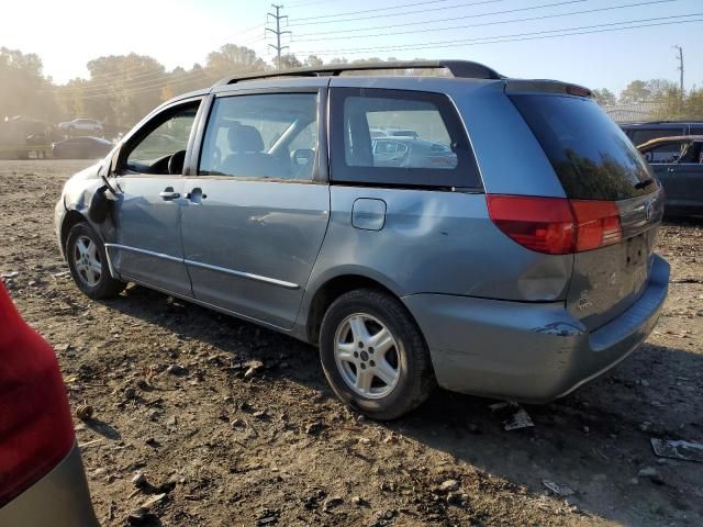 2004 Toyota Sienna CE