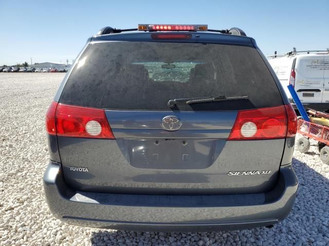 2006 Toyota Sienna XLE