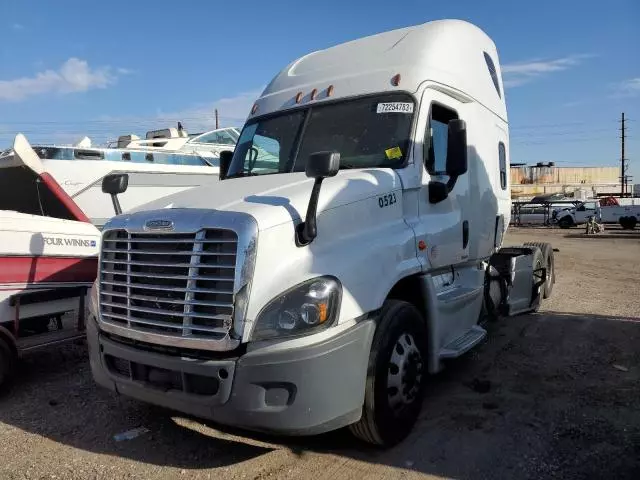 2017 Freightliner Cascadia 125