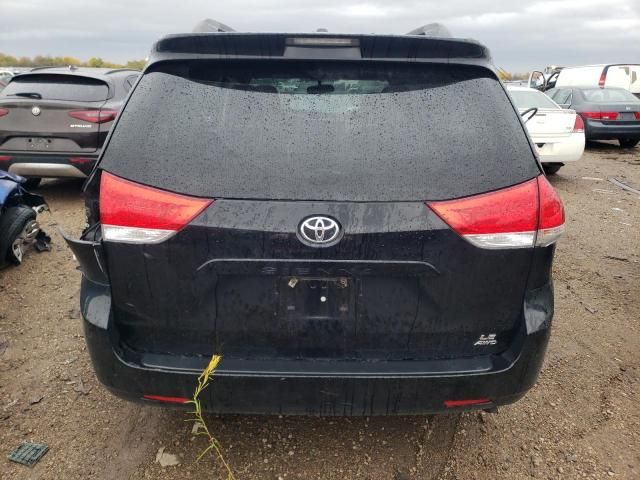 2014 Toyota Sienna LE