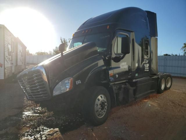 2015 Freightliner Cascadia 125