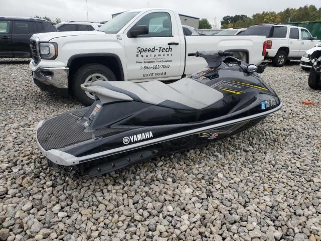 2013 Yamaha Waverunner