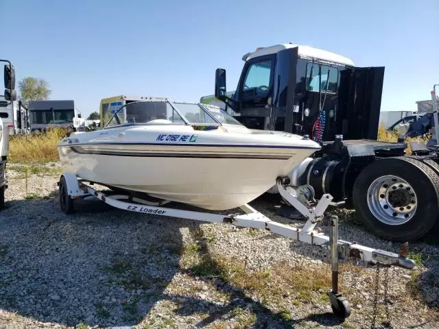 1996 Sunbird Boat