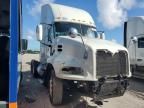 2015 Mack 600 CXU600