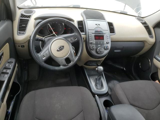 2011 KIA Soul +