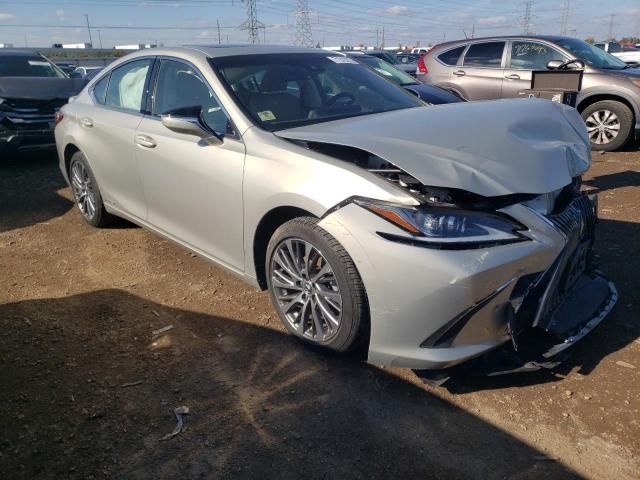 2019 Lexus ES 300H