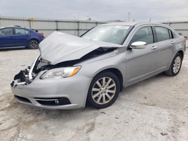 2013 Chrysler 200 Limited