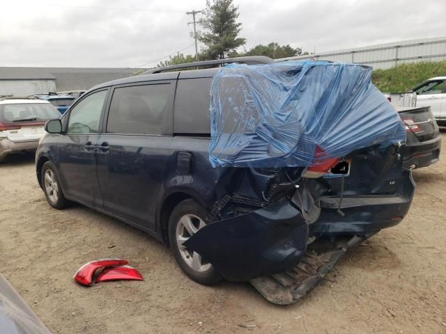 2011 Toyota Sienna LE