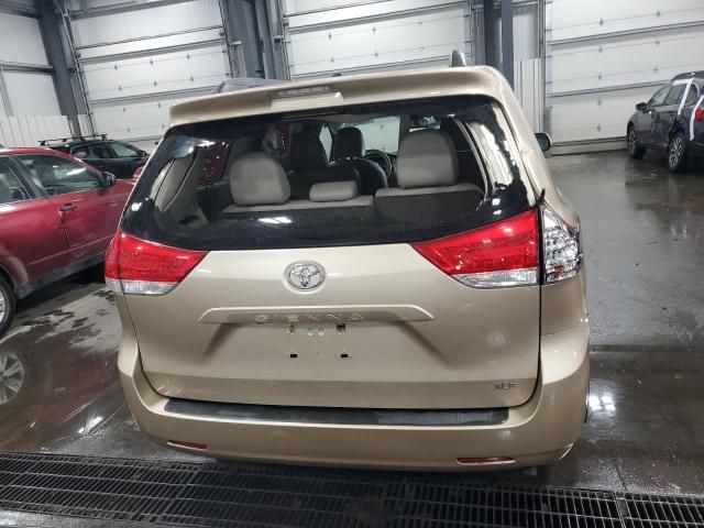 2012 Toyota Sienna XLE