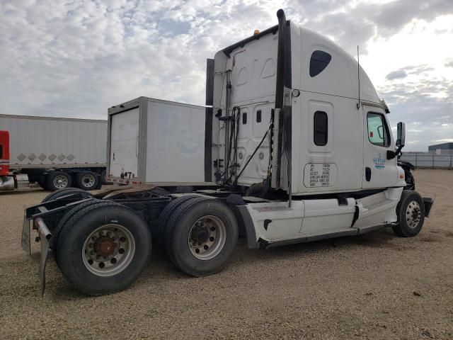 2013 Freightliner Cascadia 125