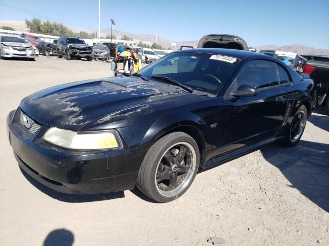 2000 Ford Mustang GT