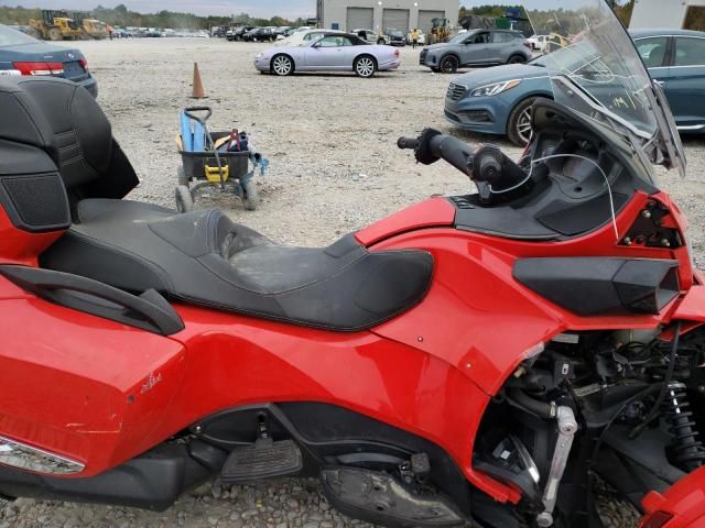 2013 Can-Am Spyder Roadster RT