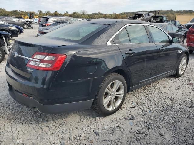 2016 Ford Taurus SE