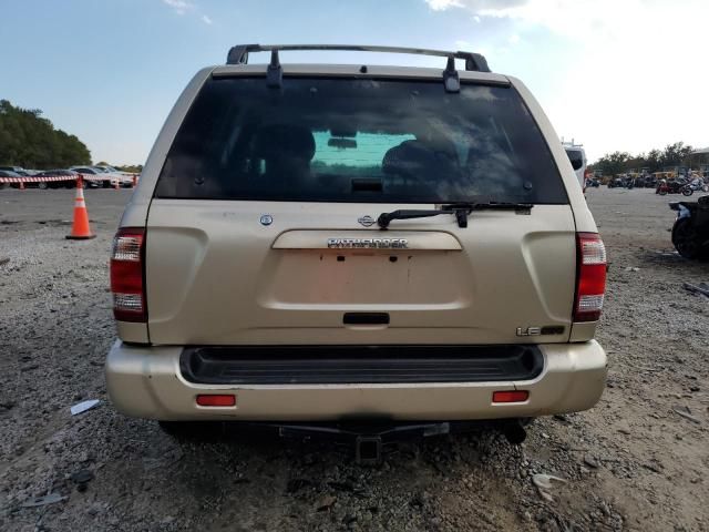 2001 Nissan Pathfinder LE