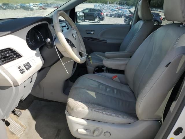 2011 Toyota Sienna XLE