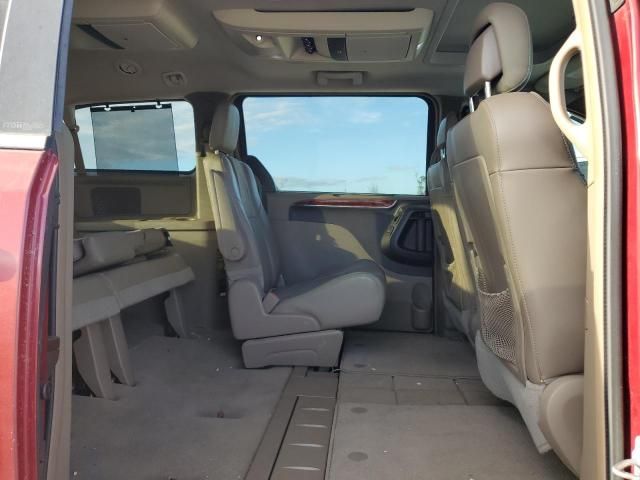 2014 Chrysler Town & Country Limited