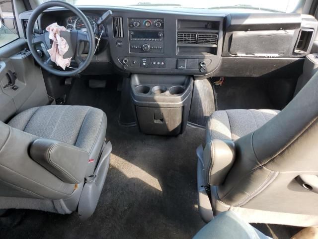 2018 Chevrolet Express G3500 LT