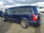 2013 Chrysler Town & Country Touring L