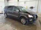 2016 Chrysler Town & Country Touring L