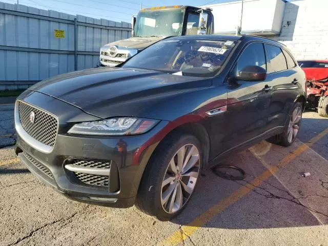 2017 Jaguar F-PACE R-Sport