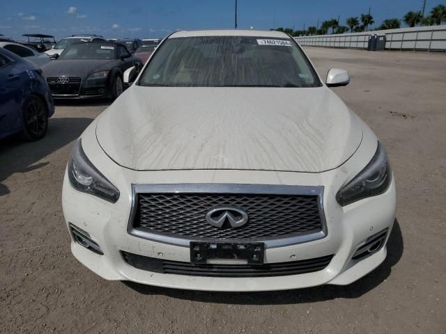 2016 Infiniti Q50 Premium