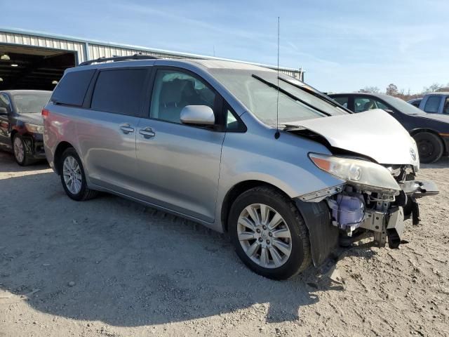 2014 Toyota Sienna LE