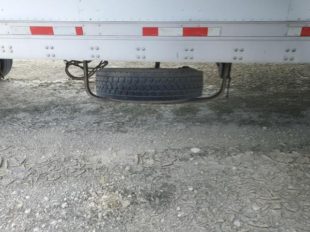 2000 Utilimaster Trailer