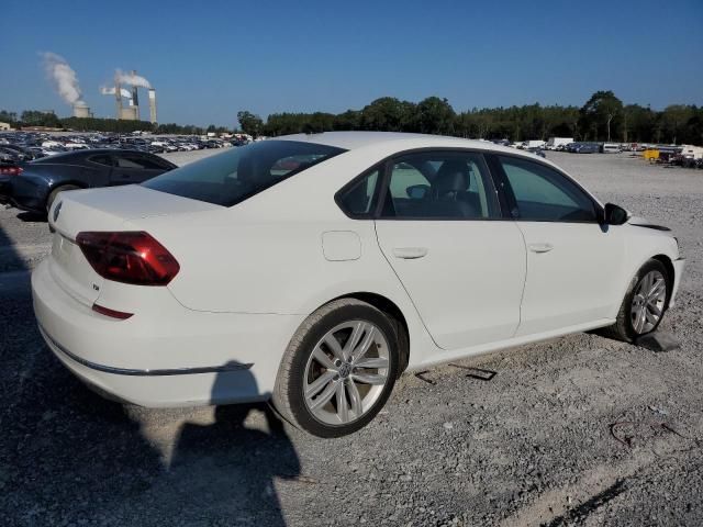 2019 Volkswagen Passat Wolfsburg