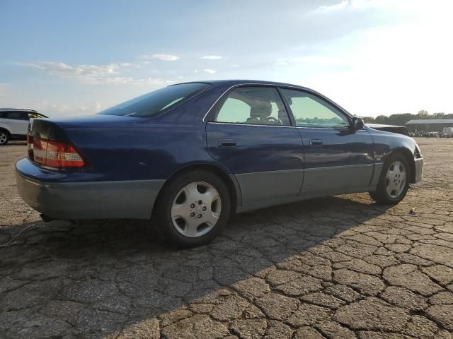 2000 Lexus ES 300