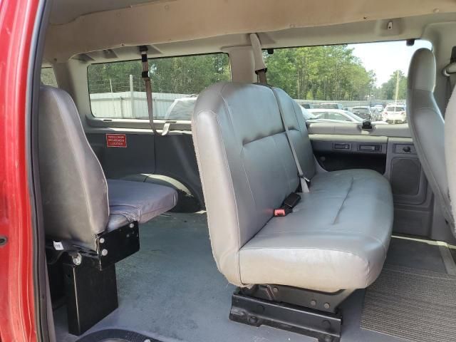 2011 Ford Econoline E350 Super Duty Wagon