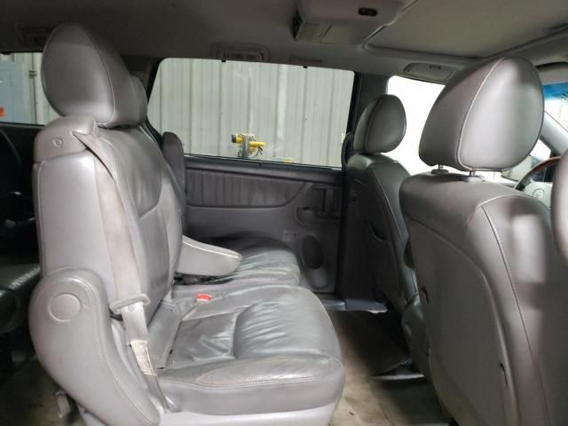 2009 Toyota Sienna XLE