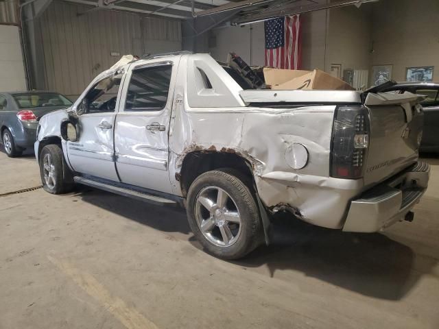 2011 Chevrolet Avalanche LTZ