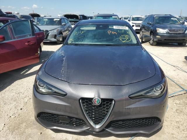 2017 Alfa Romeo Giulia TI